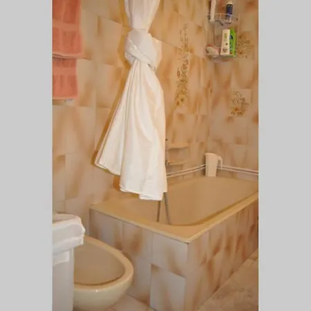 Apartment κέντρο ήσυχη κατοικία90τμ δίπλα στη θάλασσα