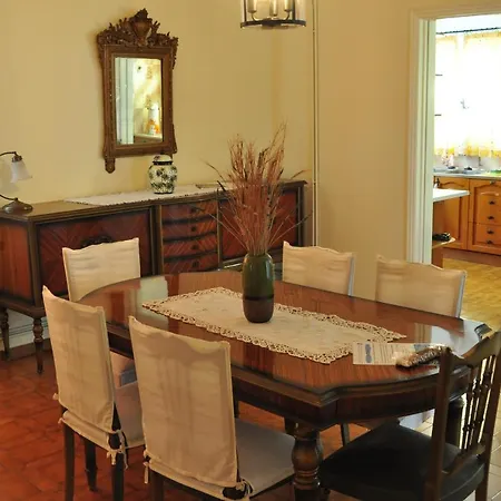 κέντρο ήσυχη κατοικία90τμ δίπλα στη θάλασσα Apartment